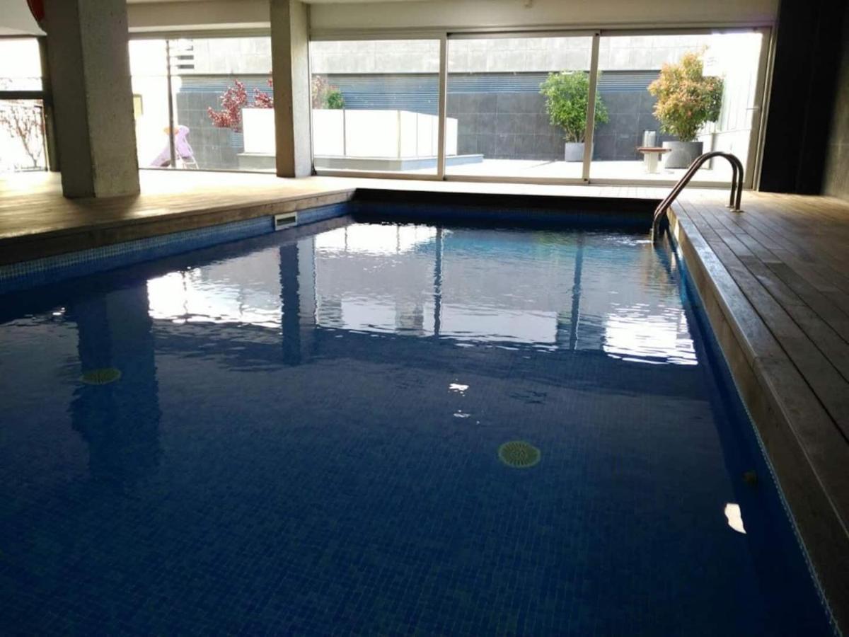 Stylish Flat, 2 Bathrooms And Swimming Pool, Next To The Beach! سان أدريان دي بيزوس المظهر الخارجي الصورة