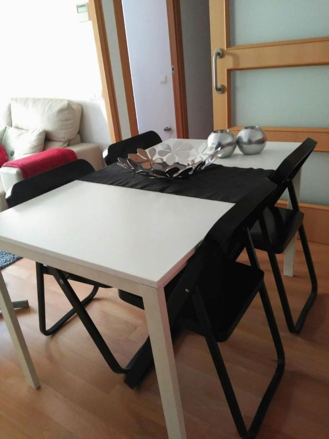 Stylish Flat, 2 Bathrooms And Swimming Pool, Next To The Beach! سان أدريان دي بيزوس المظهر الخارجي الصورة